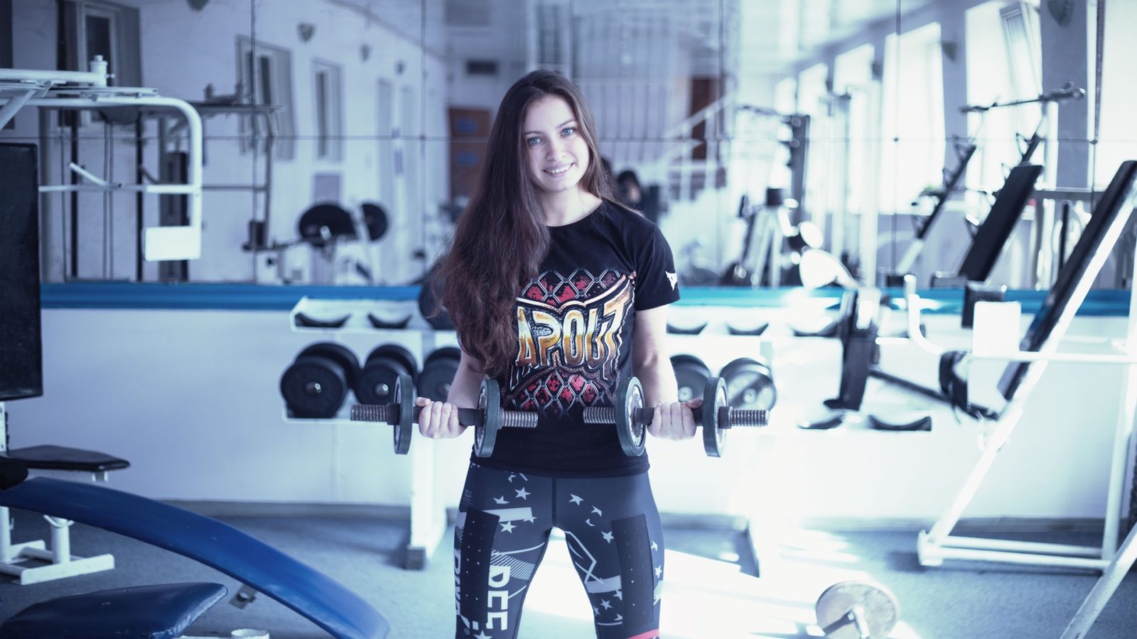 girl-in-the-gym-1391369_1920